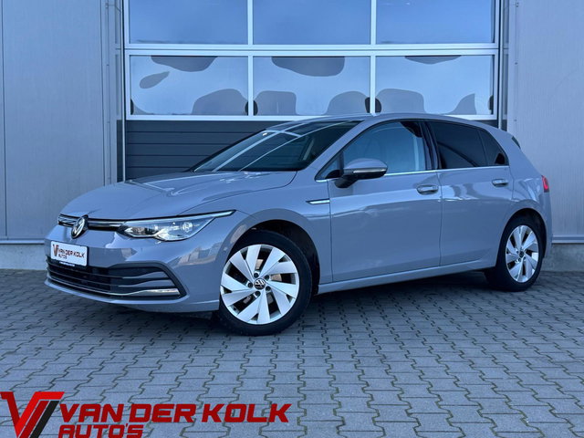 Volkswagen Golf - 1.5 eTSI Style | Digital Cockpit | LED | Camera | CarPlay | Adaptive Cruise | Navigatie | Stoelverwarming | Climate