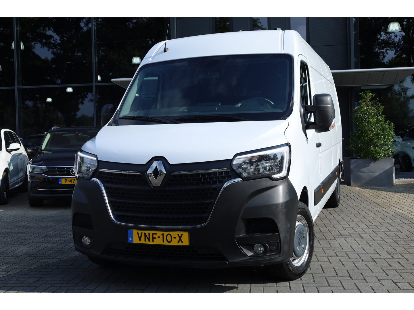 Renault Master T35 2.3 dCi 135 L3H2 Comfort | Airco | Cruise | Navi | Trekhaak