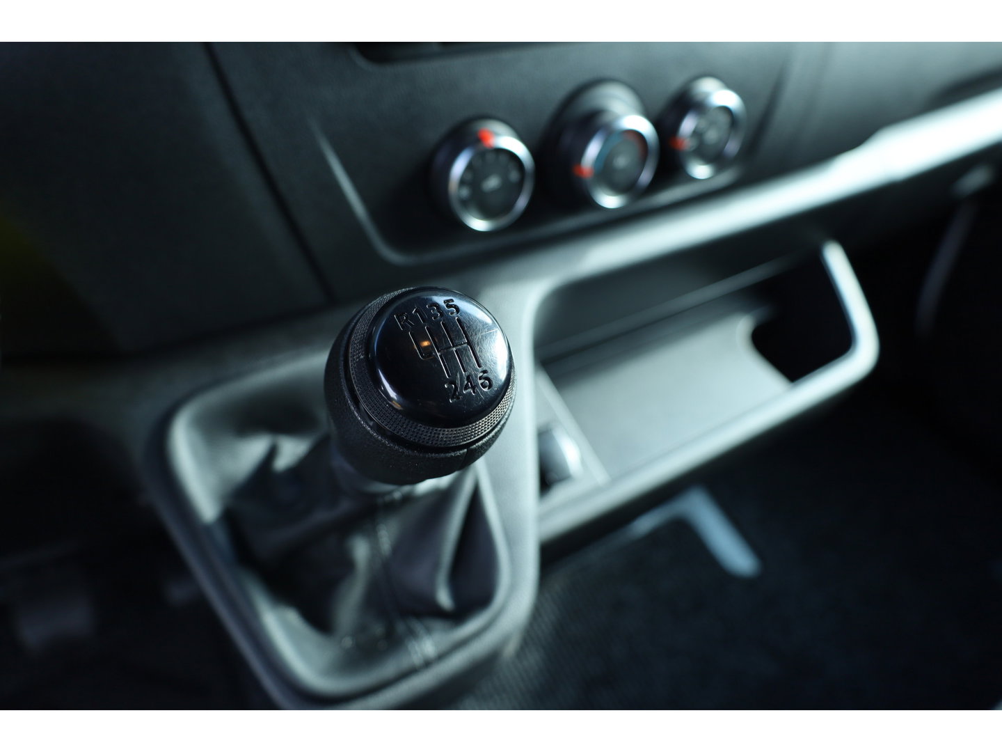 Renault Master T35 2.3 dCi 135 L3H2 Comfort | Airco | Cruise | Navi | Trekhaak