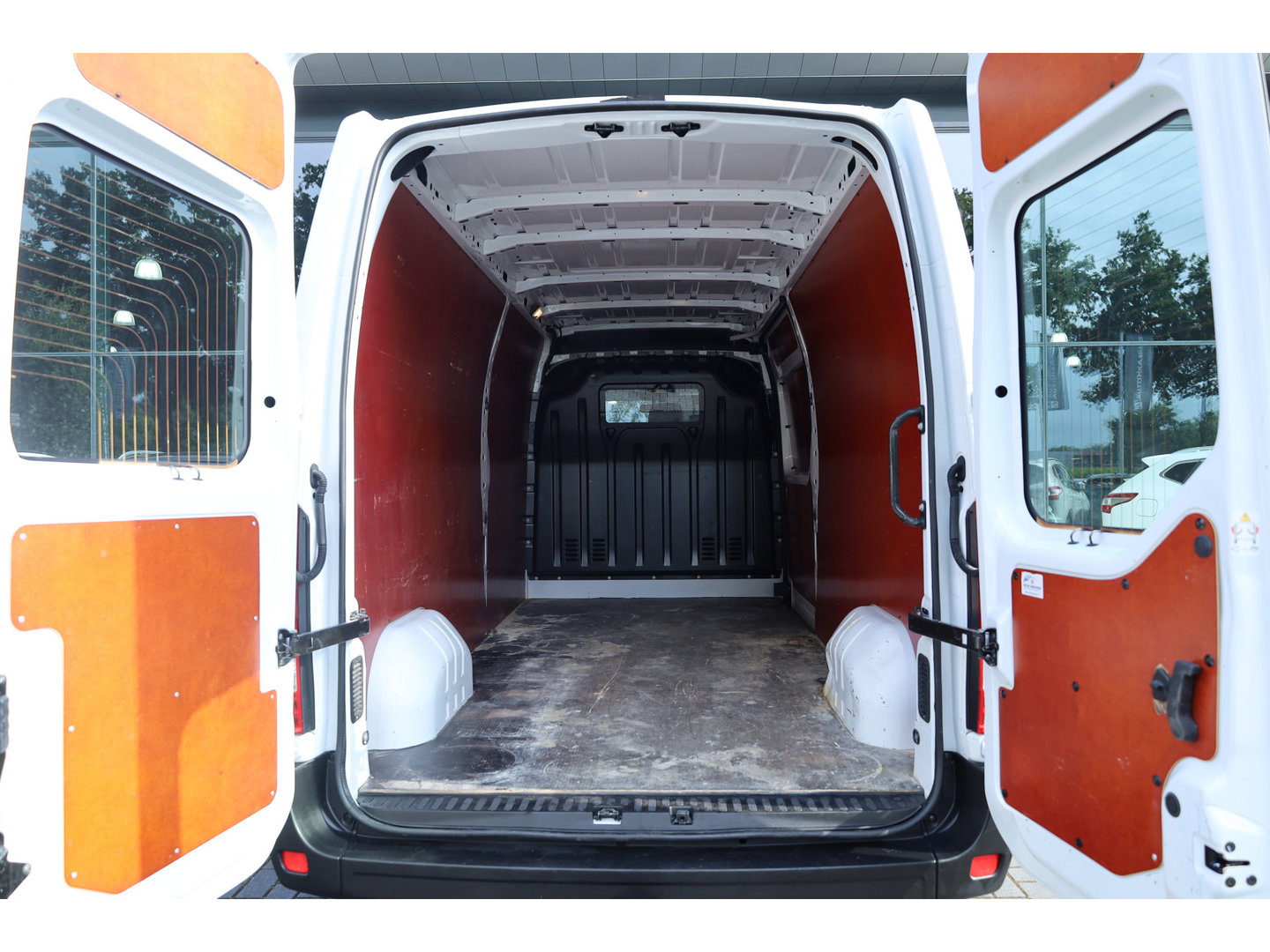 Renault Master T35 2.3 dCi 135 L3H2 Comfort | Airco | Cruise | Navi | Trekhaak