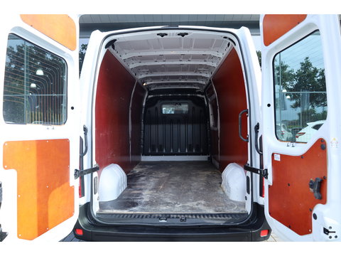 Renault Master T35 2.3 dCi 135 L3H2 Comfort | Airco | Cruise | Navi | Trekhaak