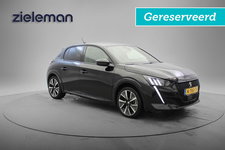 Peugeot e-208 - GT Pack 50 kWh - Digitaal Cockpit, Panorama, Carplay, Camera, Half Leer, Stoelverw. SOH 91,4% GERESERVEERD!!!