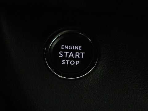 Jeep Avenger Longitude 54 kWh | SOH 93% | Warmtepomp | Carplay | Navigatie | Parkeerhulp | Full LED | Climate control | Cruise control