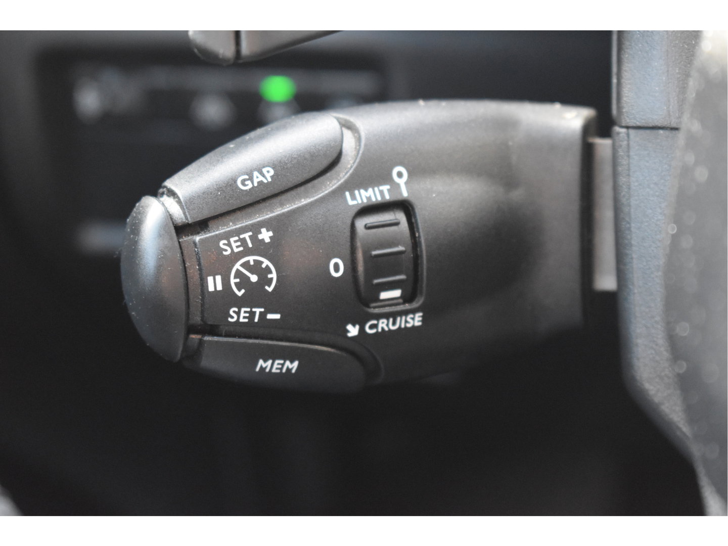 Citroën C5 Aircross 1.6 Plug-in Hybrid 225 Feel | Camera | Afn.trekhaak | Carplay | DAB | Keyless | LED | Allweatherbanden