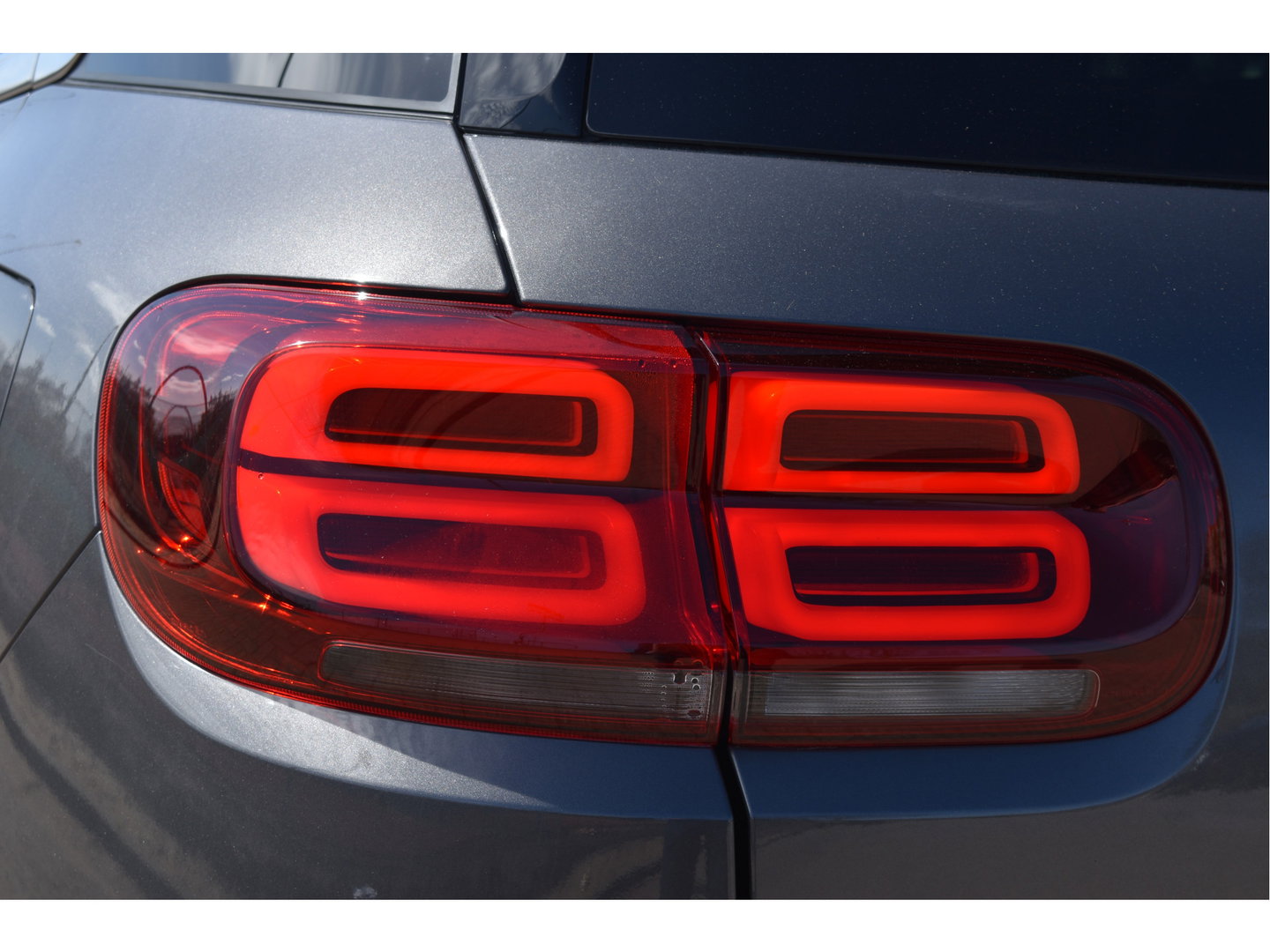 Citroën C5 Aircross 1.6 Plug-in Hybrid 225 Feel | Camera | Afn.trekhaak | Carplay | DAB | Keyless | LED | Allweatherbanden