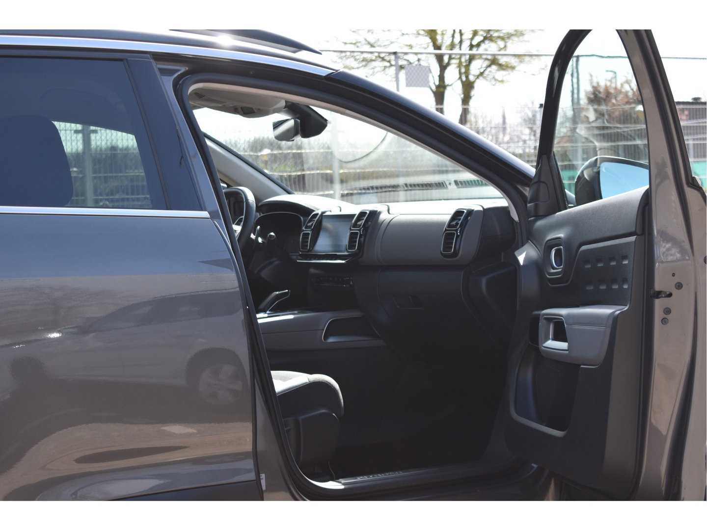 Citroën C5 Aircross 1.6 Plug-in Hybrid 225 Feel | Camera | Afn.trekhaak | Carplay | DAB | Keyless | LED | Allweatherbanden