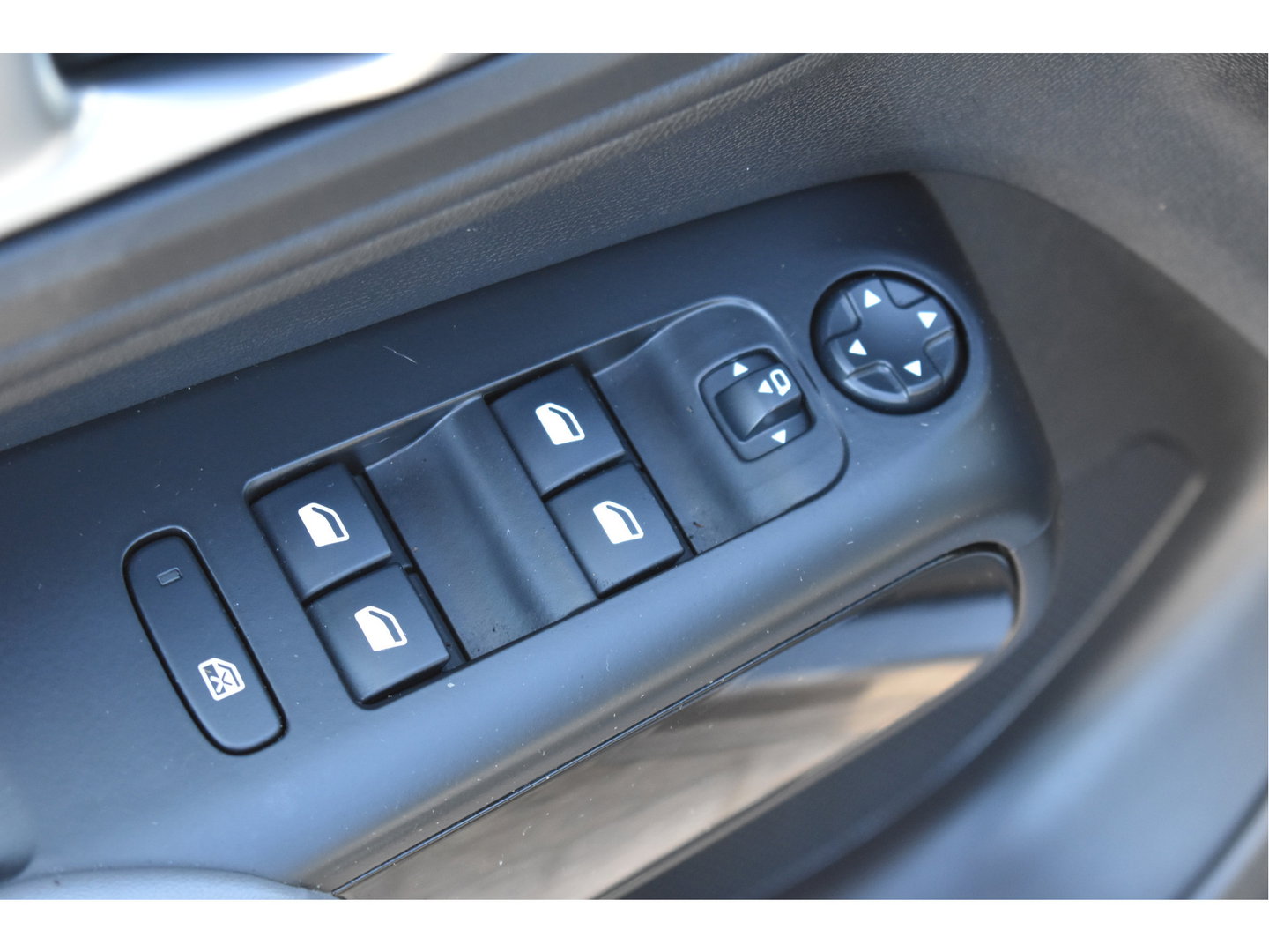 Citroën C5 Aircross 1.6 Plug-in Hybrid 225 Feel | Camera | Afn.trekhaak | Carplay | DAB | Keyless | LED | Allweatherbanden