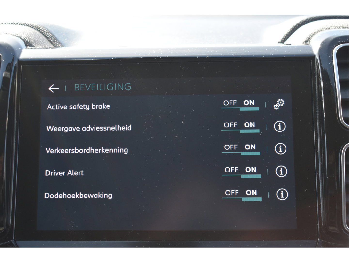 Citroën C5 Aircross 1.6 Plug-in Hybrid 225 Feel | Camera | Afn.trekhaak | Carplay | DAB | Keyless | LED | Allweatherbanden