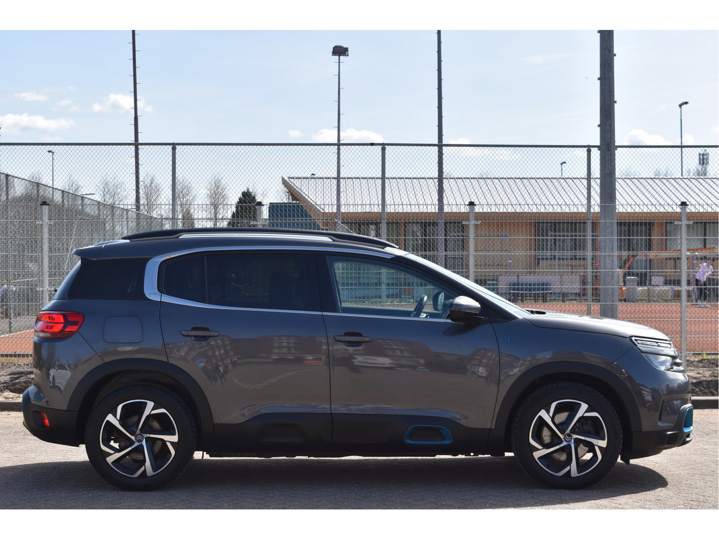 Citroën C5 Aircross 1.6 Plug-in Hybrid 225 Feel | Camera | Afn.trekhaak | Carplay | DAB | Keyless | LED | Allweatherbanden