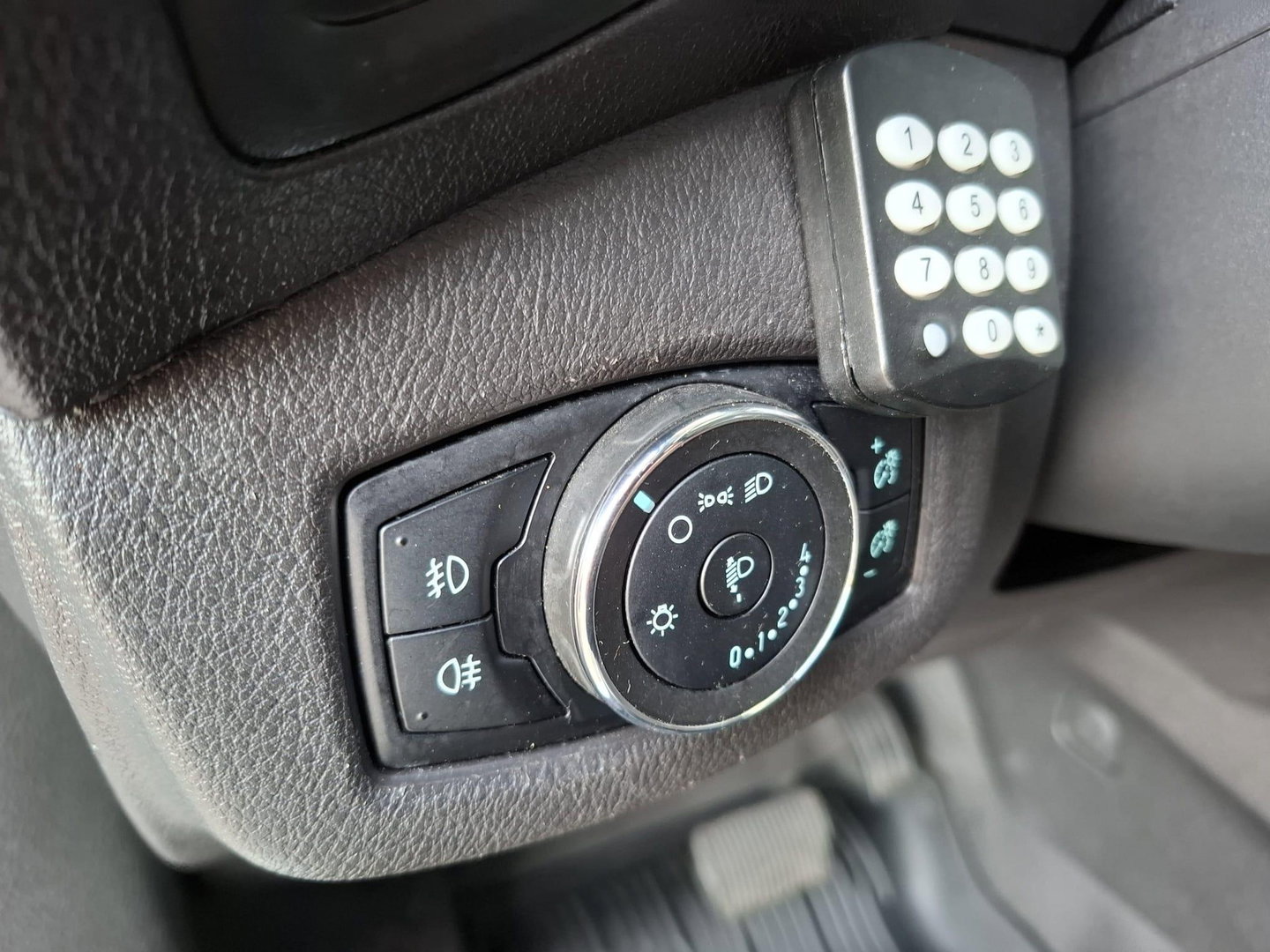 Ford Transit Connect 1.5 TDCI L2 Trend AIRCO / CRUISE CONTROLE / CAMERA / AUTOMAAT / EURO 6