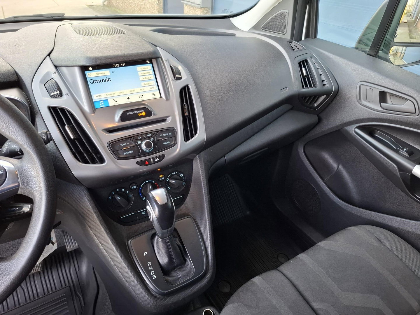 Ford Transit Connect 1.5 TDCI L2 Trend AIRCO / CRUISE CONTROLE / CAMERA / AUTOMAAT / EURO 6