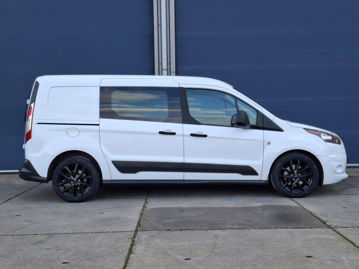Ford Transit Connect 1.5 TDCI L2 Trend AIRCO / CRUISE CONTROLE / CAMERA / AUTOMAAT / EURO 6
