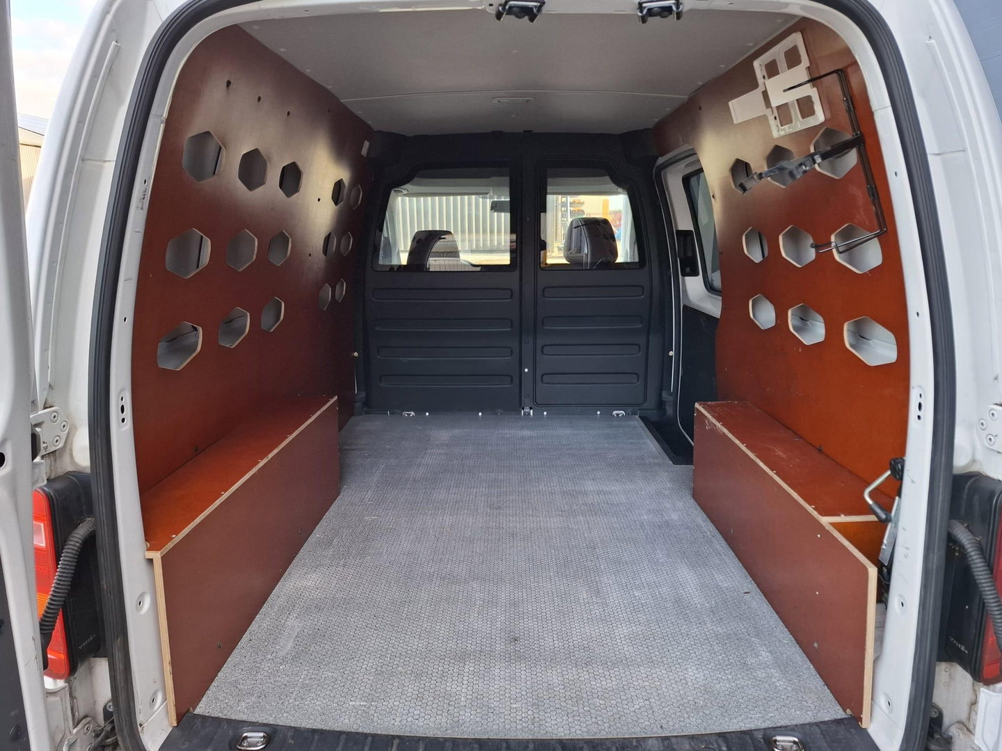 Volkswagen Caddy 2.0 TDI L2H1 BMT Maxi Trendline AUTOMAAT / NAVI / AIRCO / EURO 6