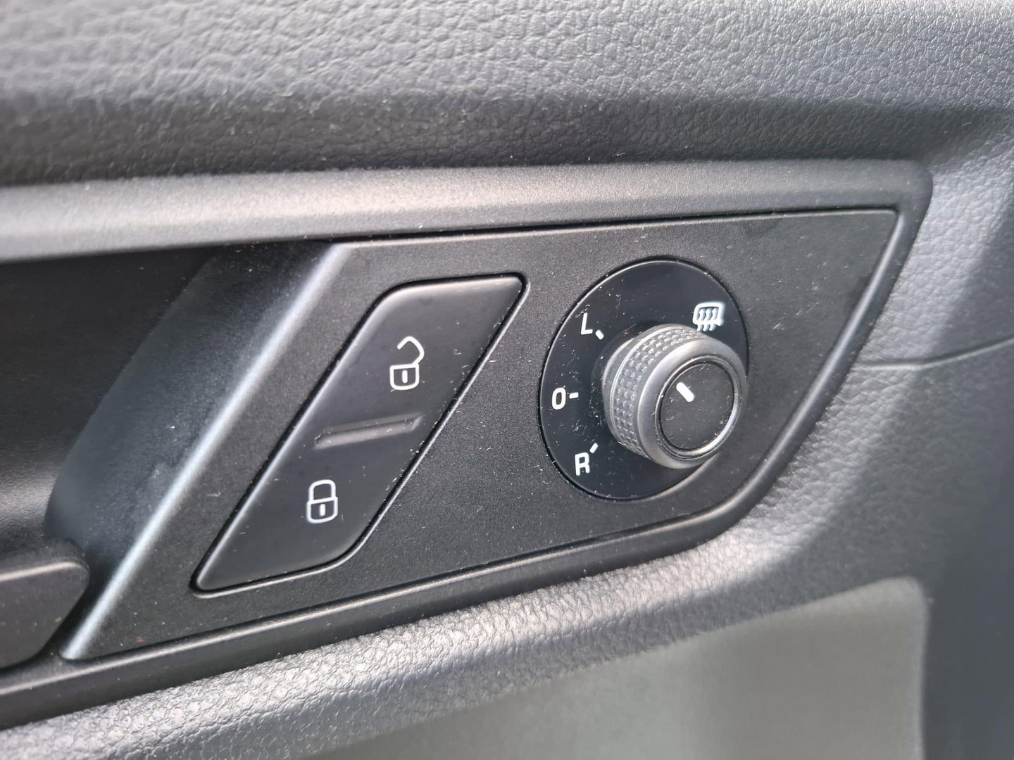 Volkswagen Caddy 2.0 TDI L2H1 BMT Maxi Trendline AUTOMAAT / NAVI / AIRCO / EURO 6