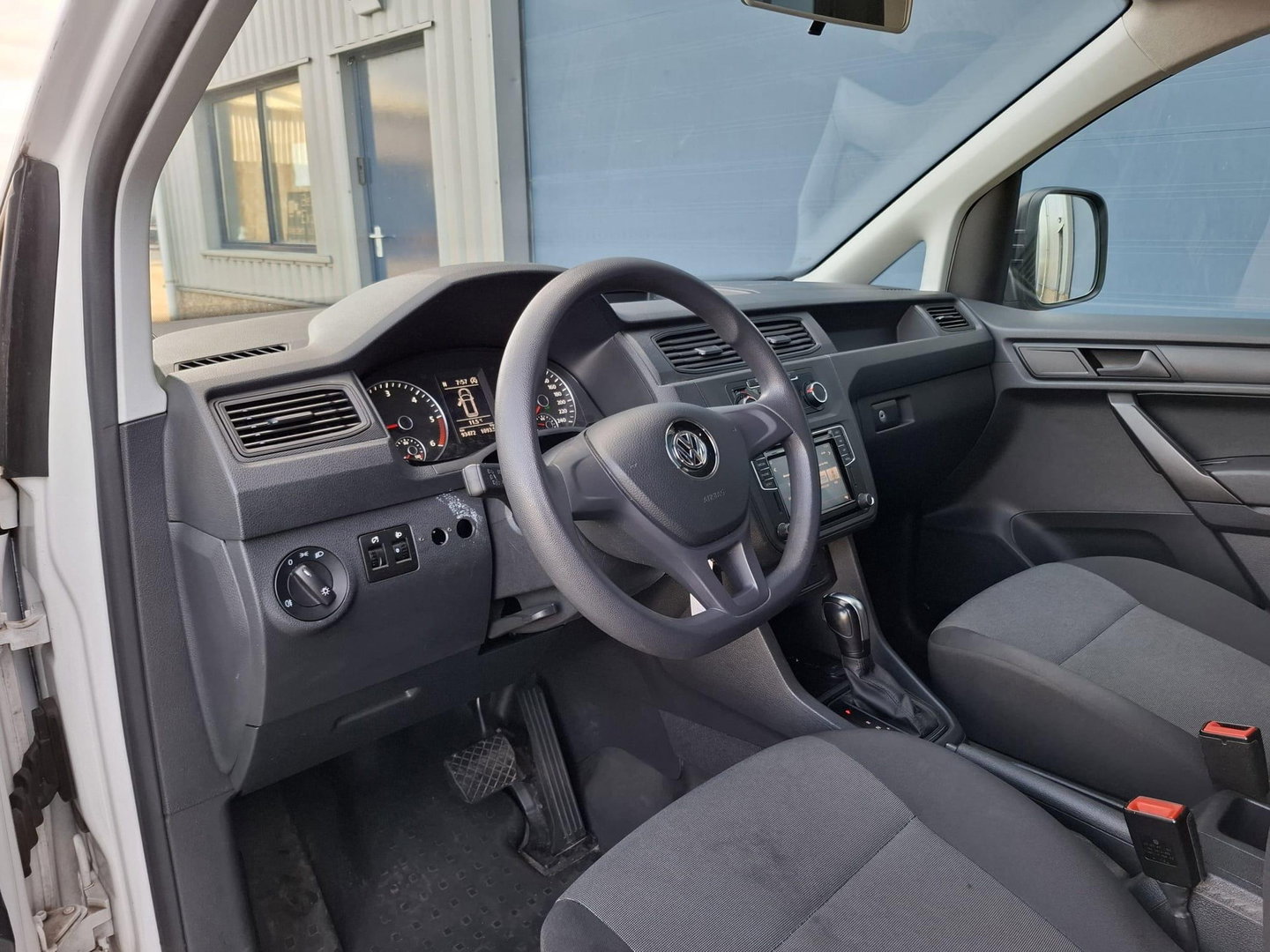 Volkswagen Caddy 2.0 TDI L2H1 BMT Maxi Trendline AUTOMAAT / NAVI / AIRCO / EURO 6