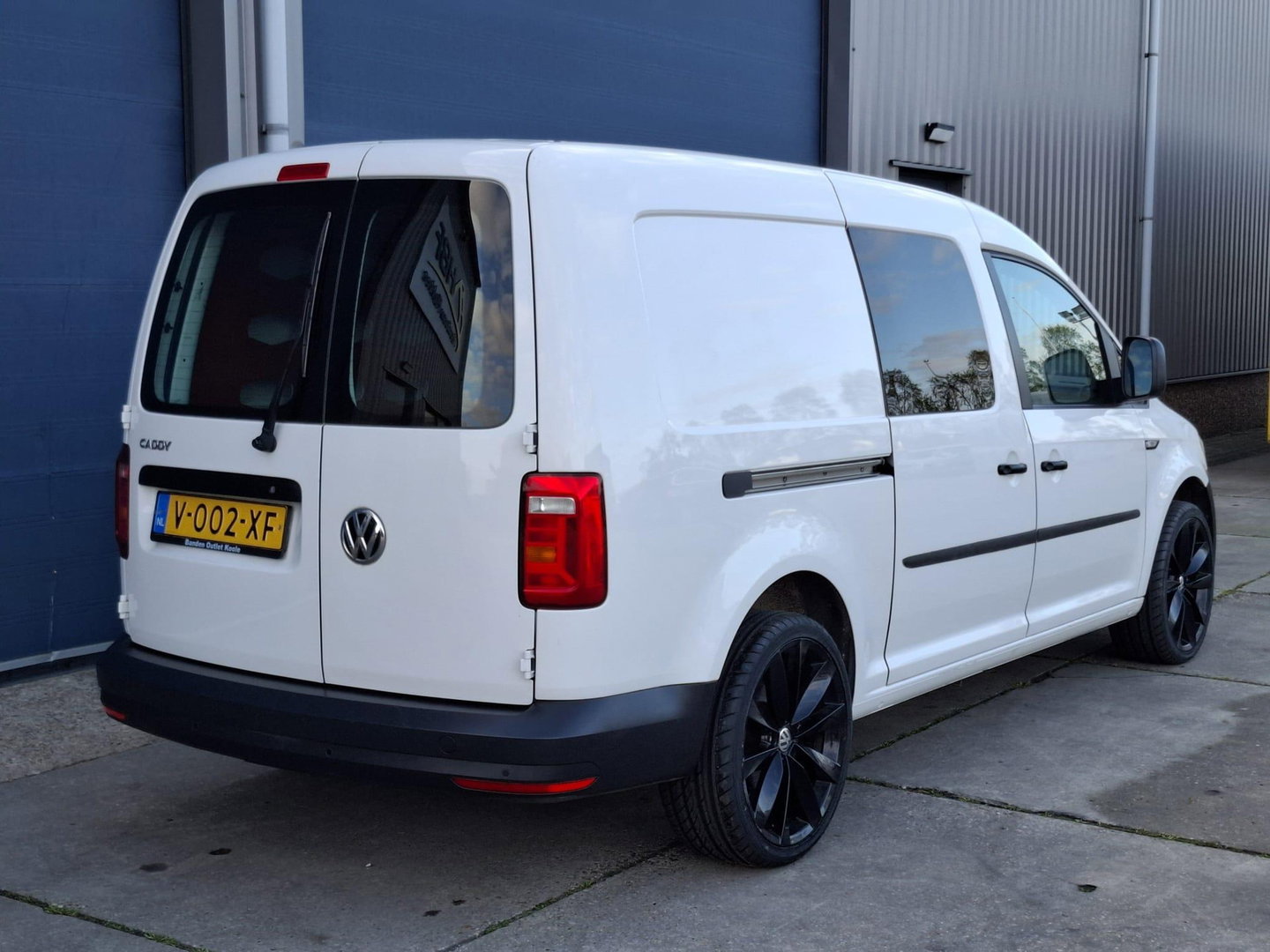 Volkswagen Caddy 2.0 TDI L2H1 BMT Maxi Trendline AUTOMAAT / NAVI / AIRCO / EURO 6