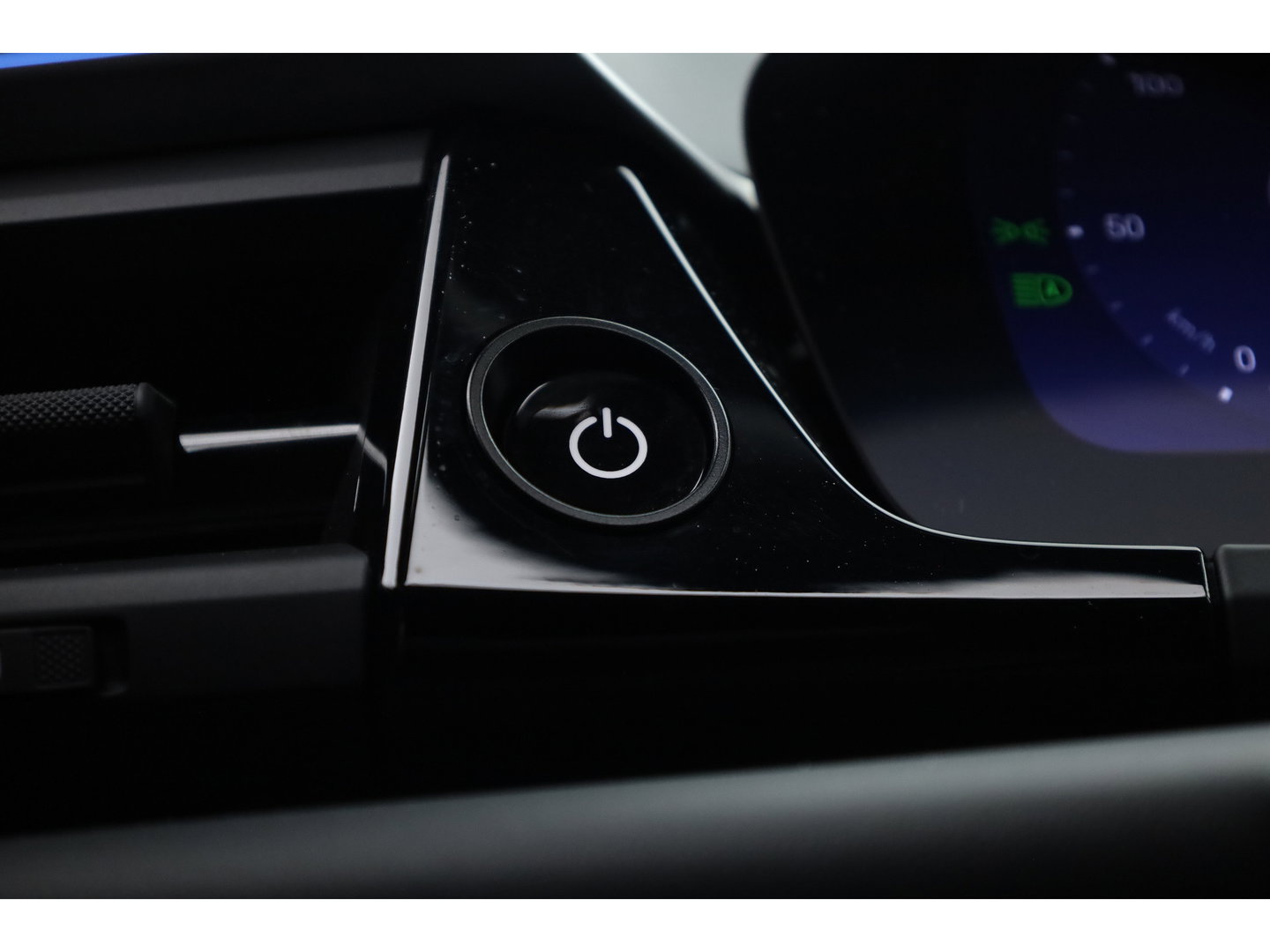 Porsche Macan 4 100 kWh | Sport Chrono | Pano | Adapt. Cruise | Memory Seats | Camera | Apple CarPlay