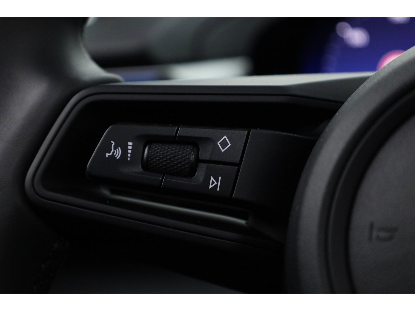 Porsche Macan 4 100 kWh | Sport Chrono | Pano | Adapt. Cruise | Memory Seats | Camera | Apple CarPlay