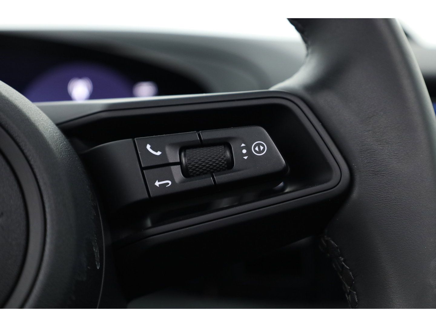 Porsche Macan 4 100 kWh | Sport Chrono | Pano | Adapt. Cruise | Memory Seats | Camera | Apple CarPlay