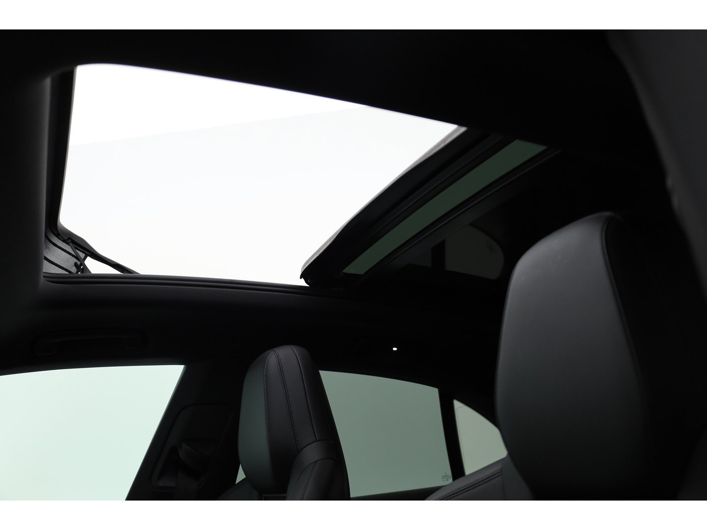 Porsche Macan 4 100 kWh | Sport Chrono | Pano | Adapt. Cruise | Memory Seats | Camera | Apple CarPlay