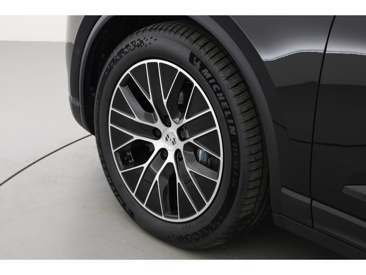 Porsche Macan 4 100 kWh | Sport Chrono | Pano | Adapt. Cruise | Memory Seats | Camera | Apple CarPlay