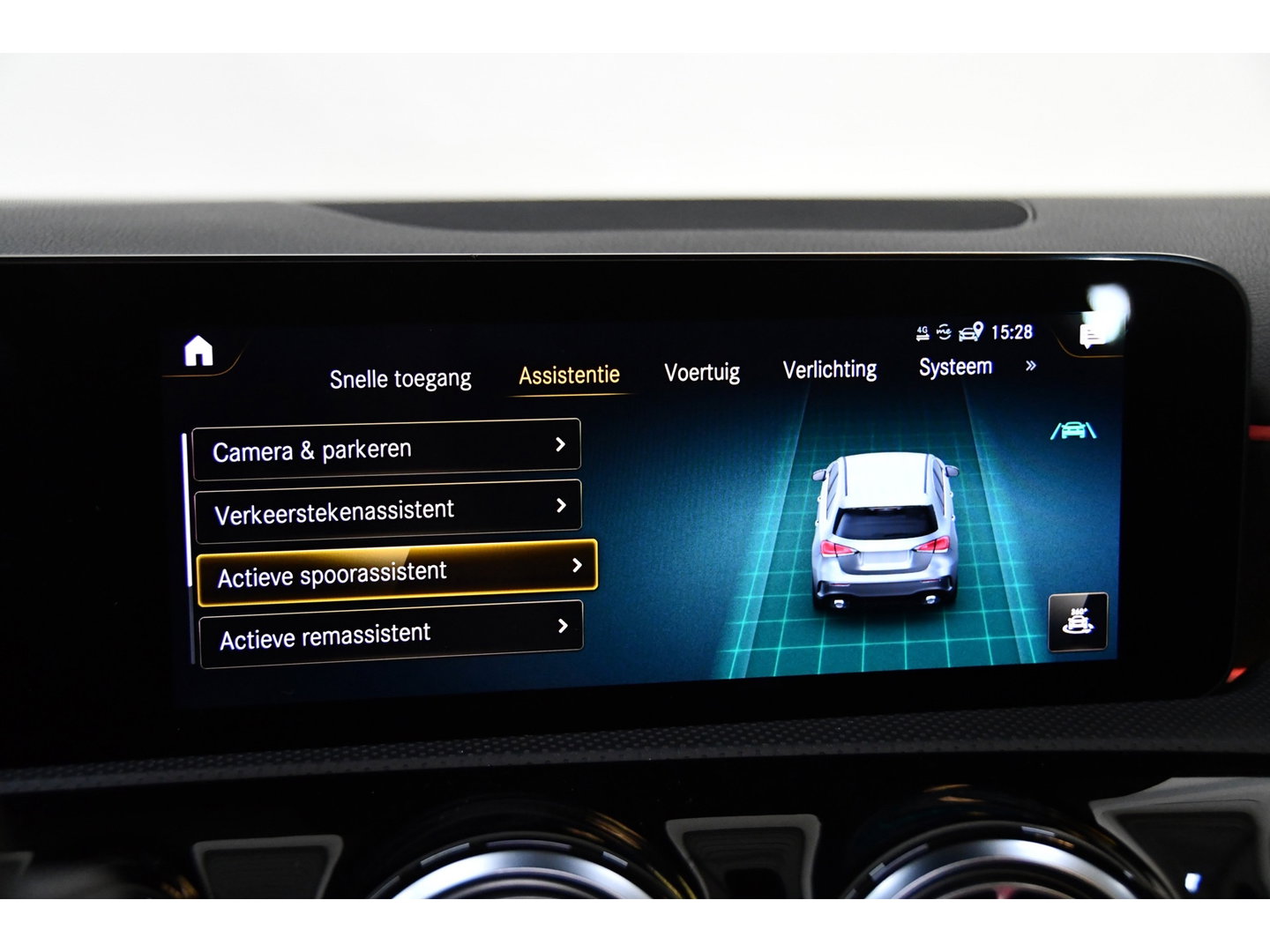 Mercedes-Benz A-Klasse AMG 35 4MATIC Premium Plus Pano Burmester