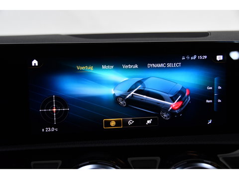 Mercedes-Benz A-Klasse AMG 35 4MATIC Premium Plus Pano Burmester