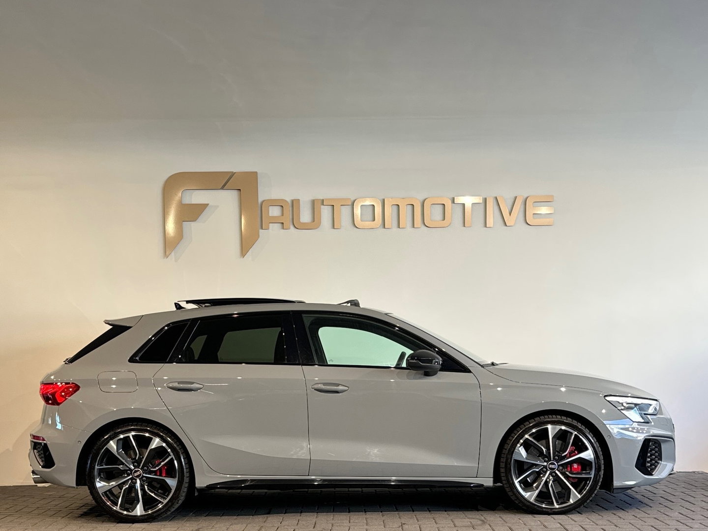 Audi S3 Sportback 2.0 TFSI quattro Pano|RS Seat|Keyless|B&O