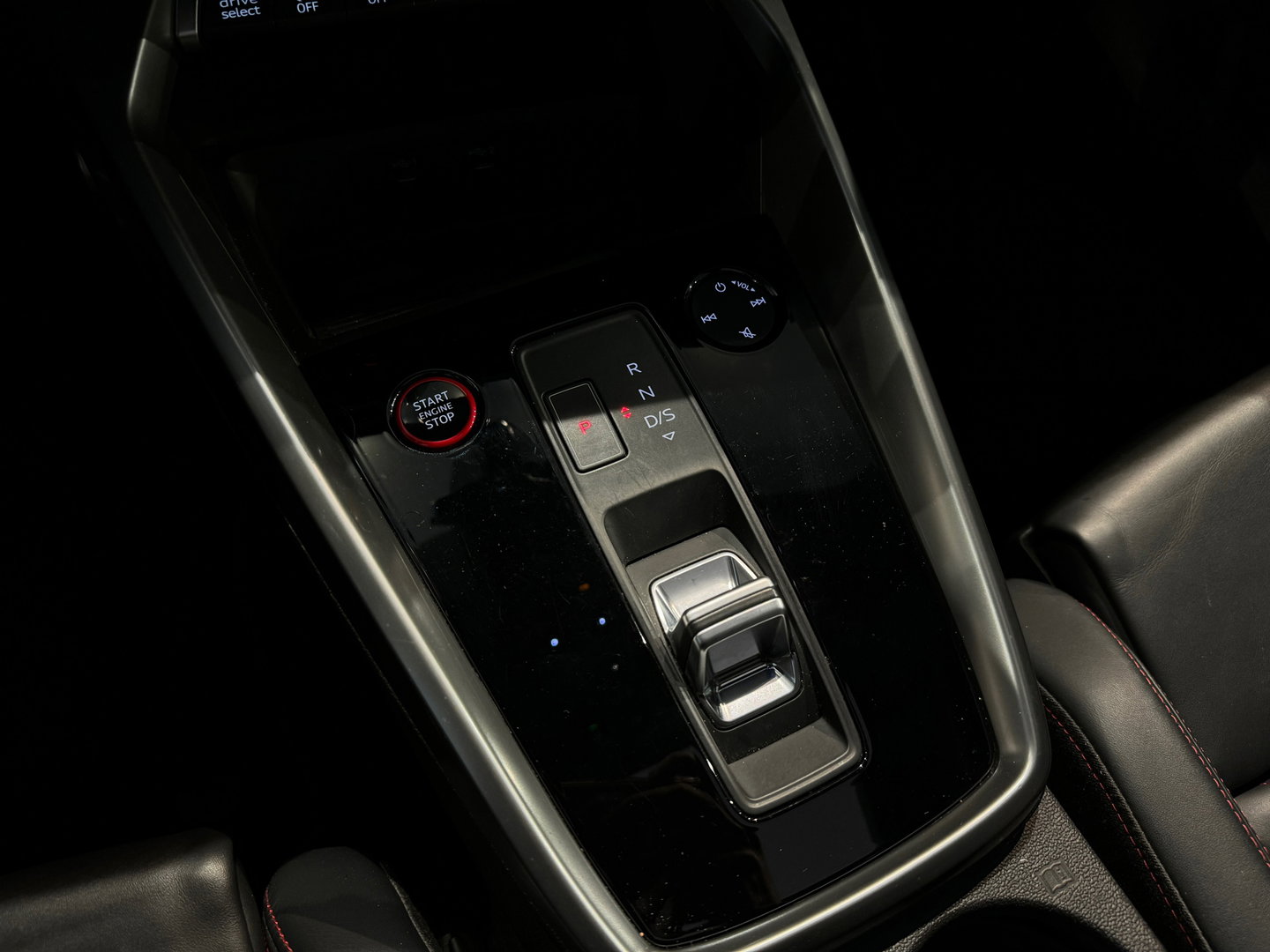 Audi S3 Sportback 2.0 TFSI quattro Pano|RS Seat|Keyless|B&O