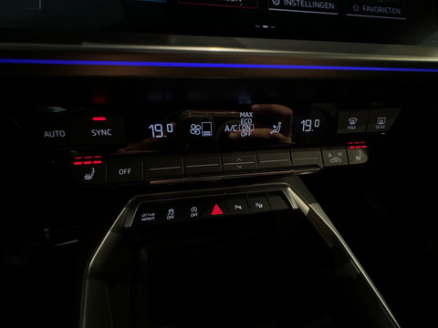 Audi S3 Sportback 2.0 TFSI quattro Pano|RS Seat|Keyless|B&O