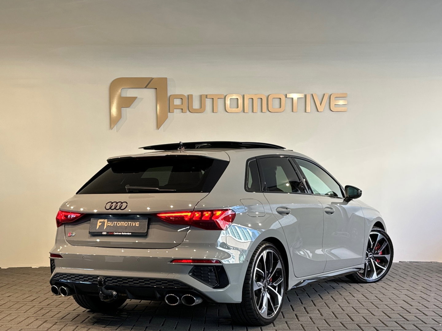 Audi S3 Sportback 2.0 TFSI quattro Pano|RS Seat|Keyless|B&O