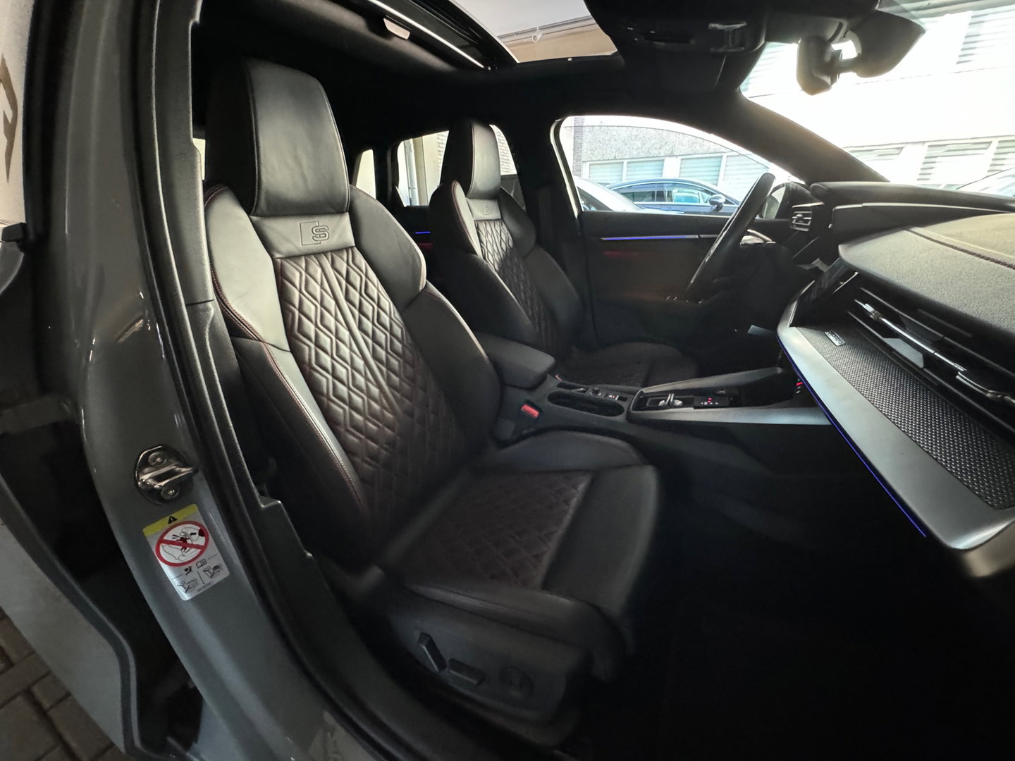 Audi S3 Sportback 2.0 TFSI quattro Pano|RS Seat|Keyless|B&O