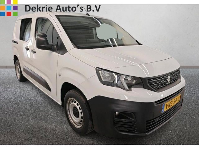 Peugeot Partner - 1.2 Benzine 111PK Euro6 Premium / Airco / Navigatie / Cruise-ctr. / Schuifdeur + Raam / Radio multimedia / Apk nieuw