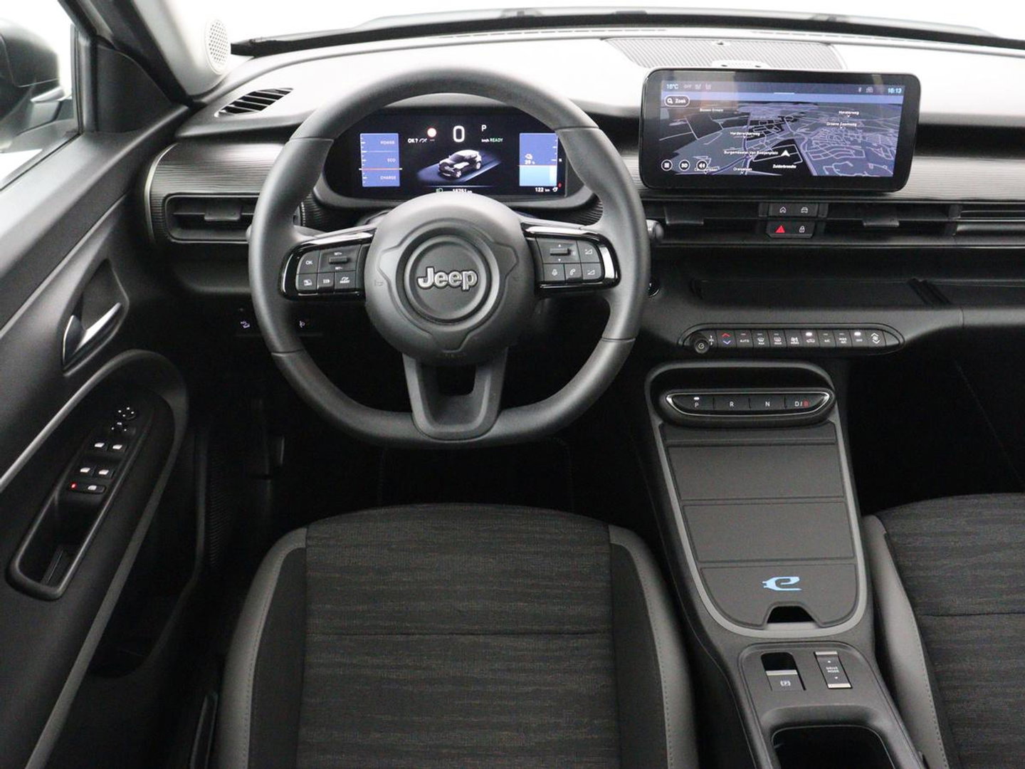 Jeep Avenger Longtitude 54 kWh | SOH 96.6% | Stoelverwarming | Carplay | Navigatie | Full LED | Warmtepomp | Keyless | Climate control | Digital Cockpit | Cruise control