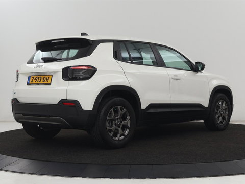 Jeep Avenger Longtitude 54 kWh | SOH 96.6% | Stoelverwarming | Carplay | Navigatie | Full LED | Warmtepomp | Keyless | Climate control | Digital Cockpit | Cruise control