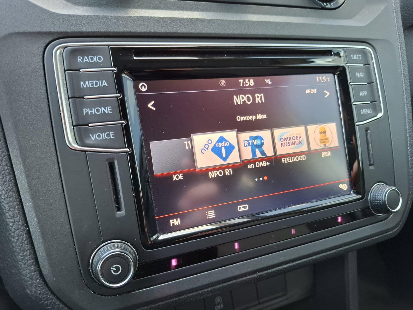 Volkswagen Caddy 2.0 TDI L2H1 BMT Maxi Trendline AUTOMAAT / NAVI / AIRCO / EURO 6