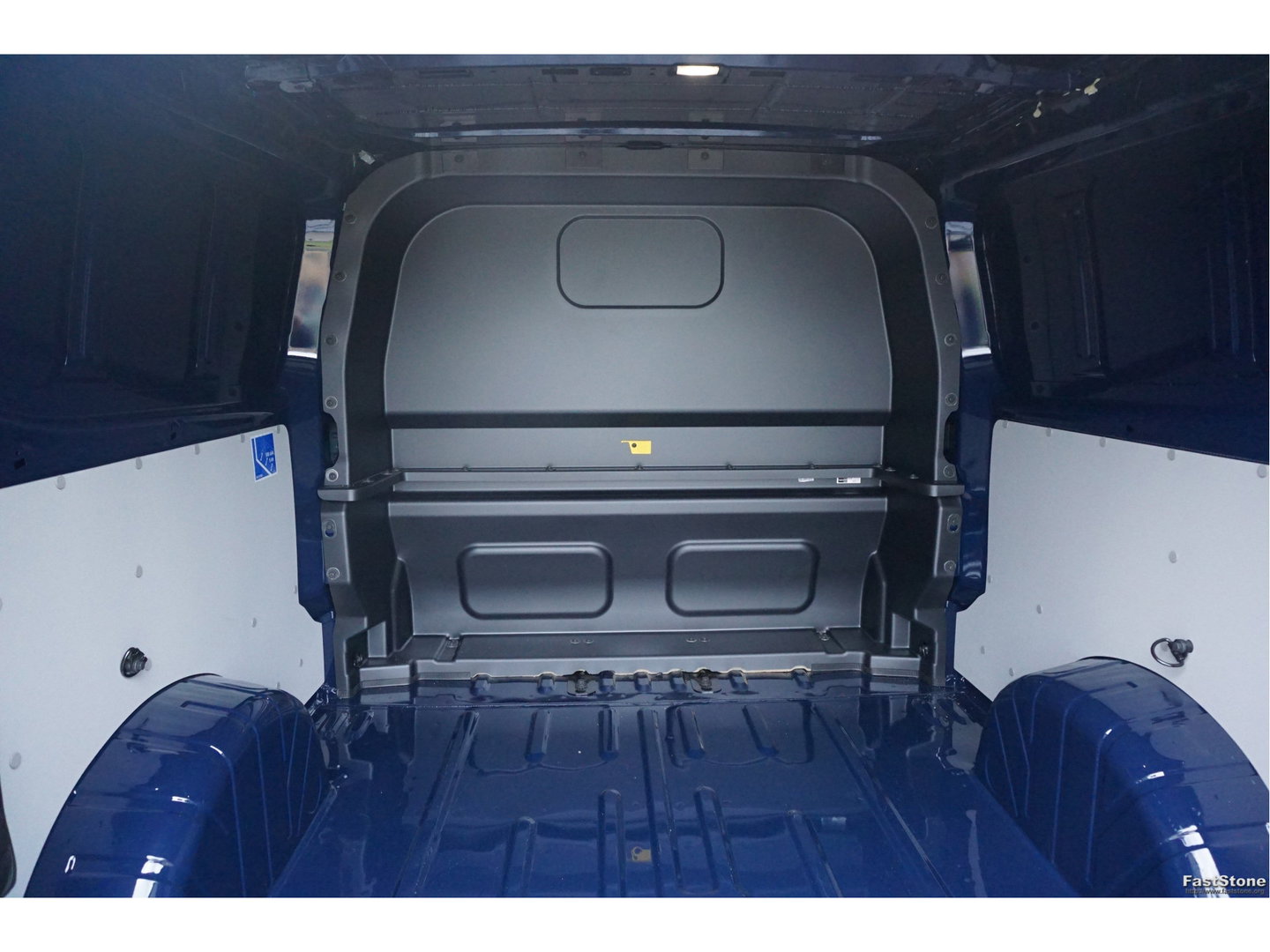 Ford Transit Custom 320L 170PK Trend DC AUT BPM VRIJ!! 13" Sync 4 Navi, Camera, LED, 17" LM!! NR. 237