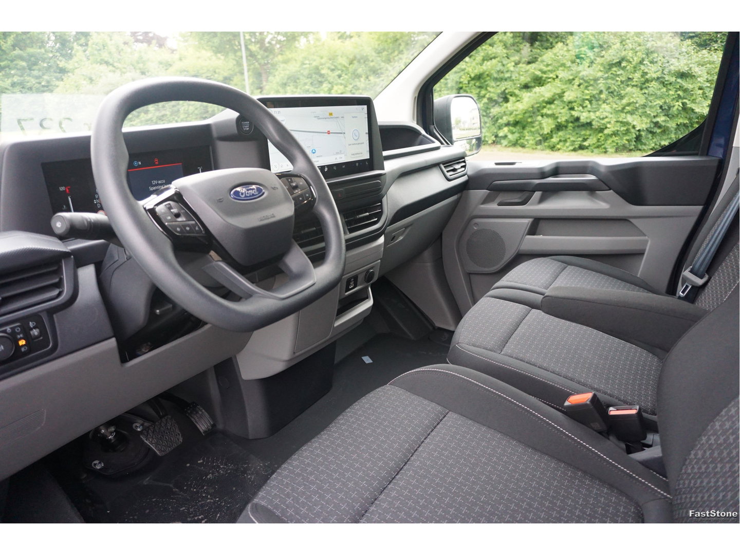 Ford Transit Custom 320L 170PK Trend DC AUT BPM VRIJ!! 13" Sync 4 Navi, Camera, LED, 17" LM!! NR. 237