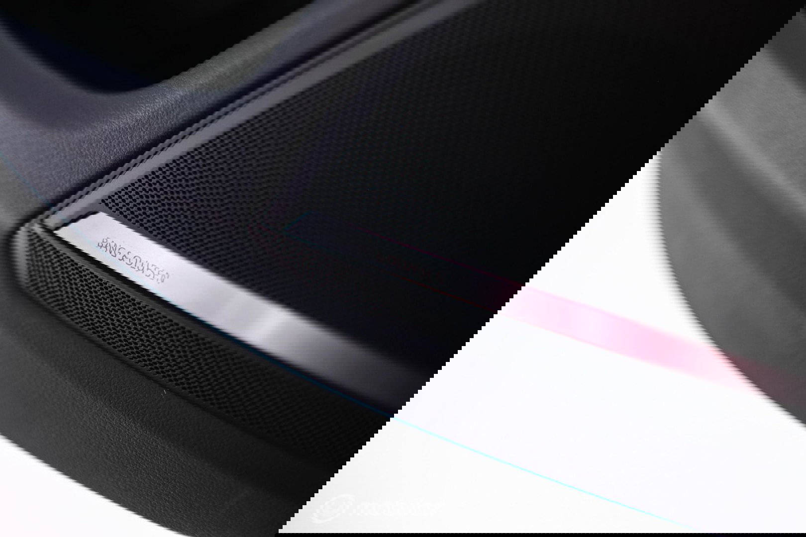 Audi A6 Avant 45 TFSI S edition 265 pk | Tango Rood | S6 look | NL auto NAP | Panoramadak | 21 inch | S line | Camera | LED |