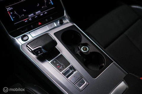 Audi A6 Avant 45 TFSI S edition 265 pk | Tango Rood | S6 look | NL auto NAP | Panoramadak | 21 inch | S line | Camera | LED |