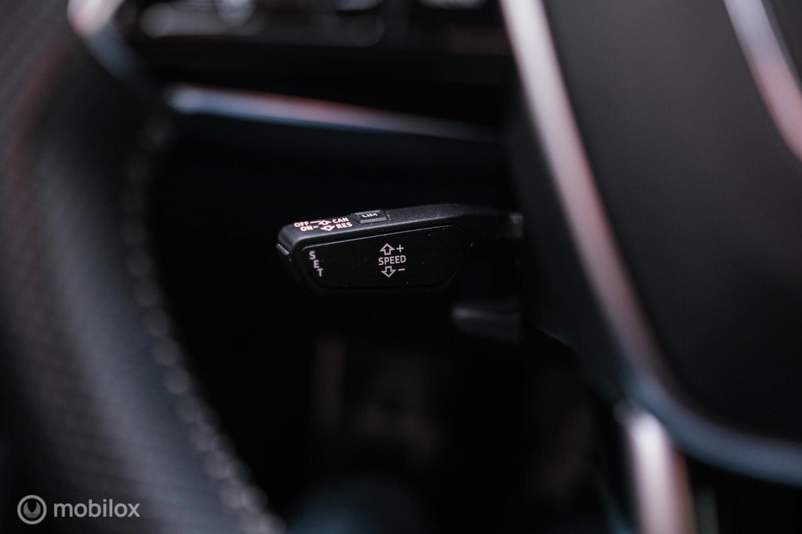 Audi A6 Avant 45 TFSI S edition 265 pk | Tango Rood | S6 look | NL auto NAP | Panoramadak | 21 inch | S line | Camera | LED |