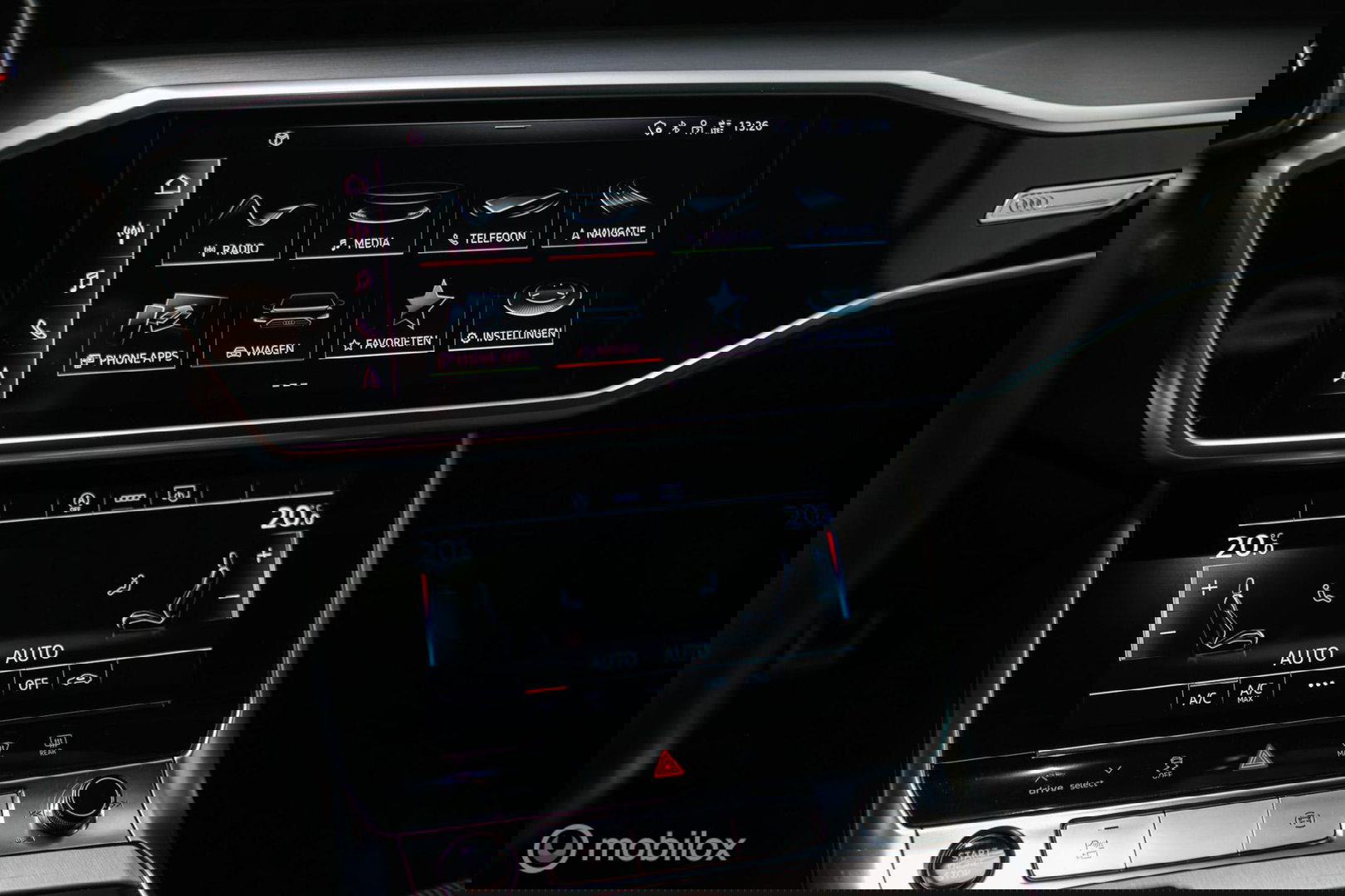 Audi A6 Avant 45 TFSI S edition 265 pk | Tango Rood | S6 look | NL auto NAP | Panoramadak | 21 inch | S line | Camera | LED |