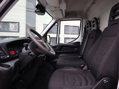 Iveco Daily 35S15 146pk L2H2 - Airco - Trekhaak 3,5t KG