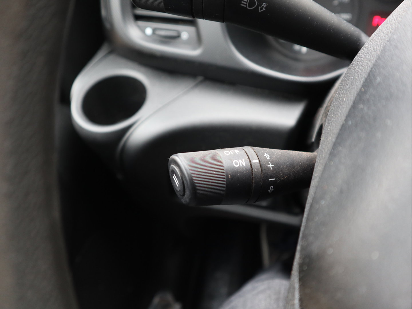 Iveco Daily 35S15 146pk L2H2 - Airco - Trekhaak 3,5t KG