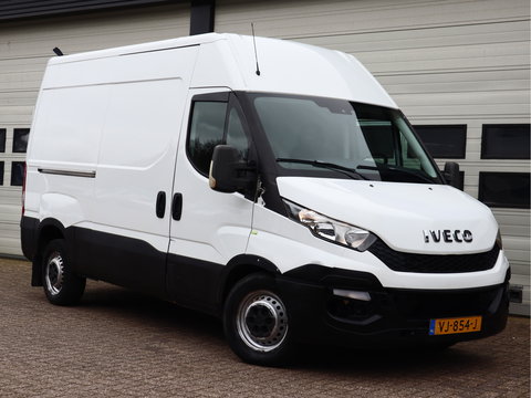 Iveco Daily 35S15 146pk L2H2 - Airco - Trekhaak 3,5t KG