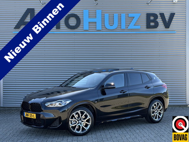 BMW X2 - sDrive20i High Executive M Sport Mesh Edition Panoramadak 19 Inch M Sportzetels DAB Carplay