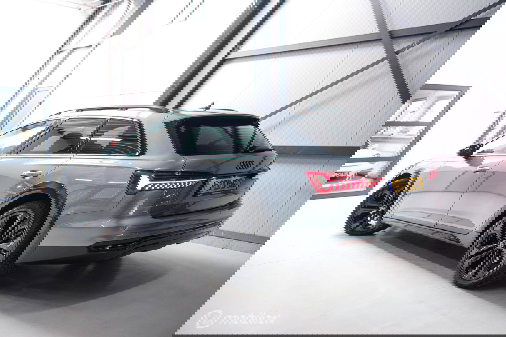 Audi A6 Allroad quattro 50 TDI 285 pk | Luchtvering | Nightvision | B&O | Panorama | Trekhaak | Matrixled | Gaviaal groen | Audi AG auto | uniek