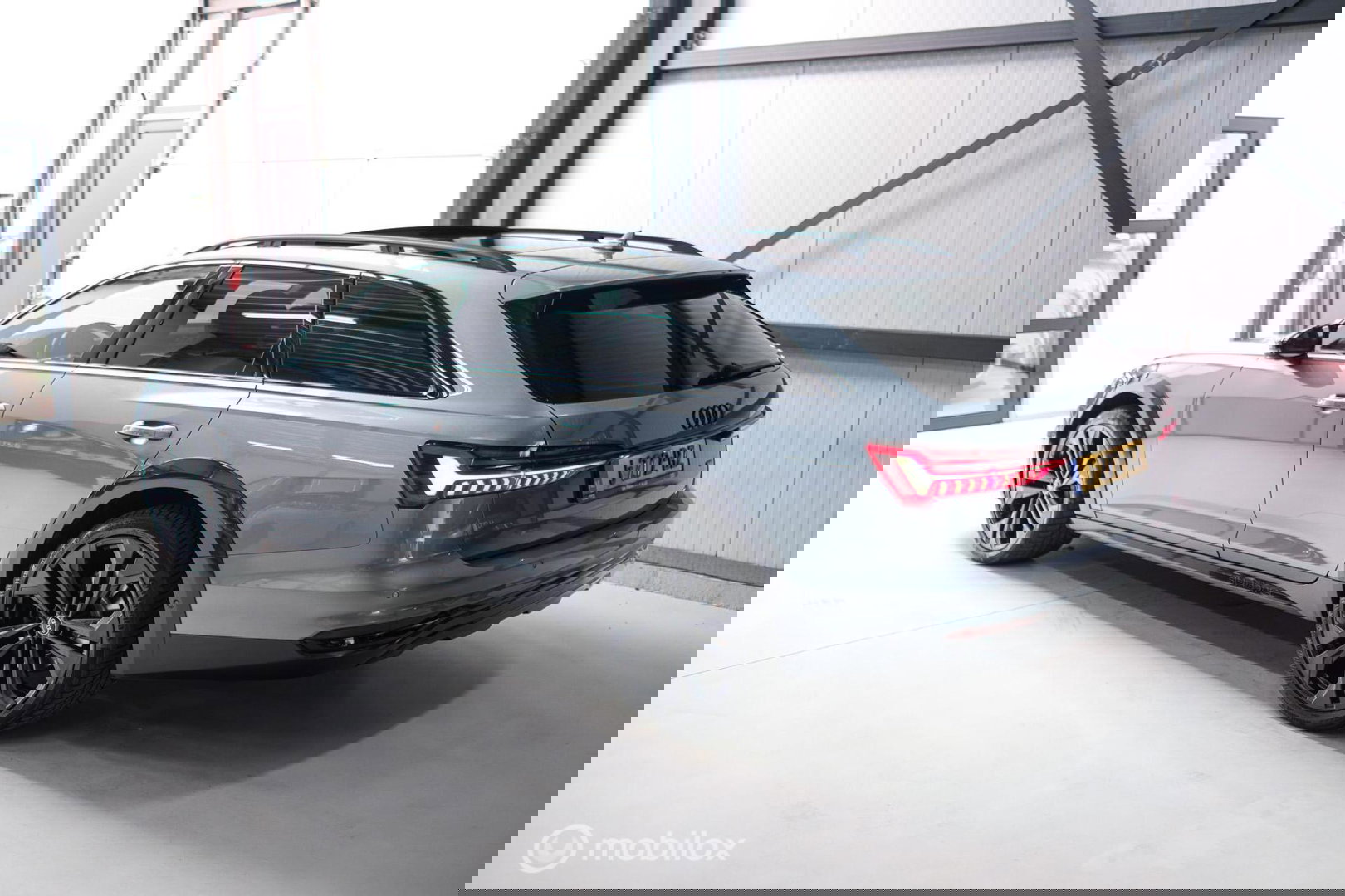 Audi A6 Allroad quattro 50 TDI 285 pk | Luchtvering | Nightvision | B&O | Panorama | Trekhaak | Matrixled | Gaviaal groen | Audi AG auto | uniek