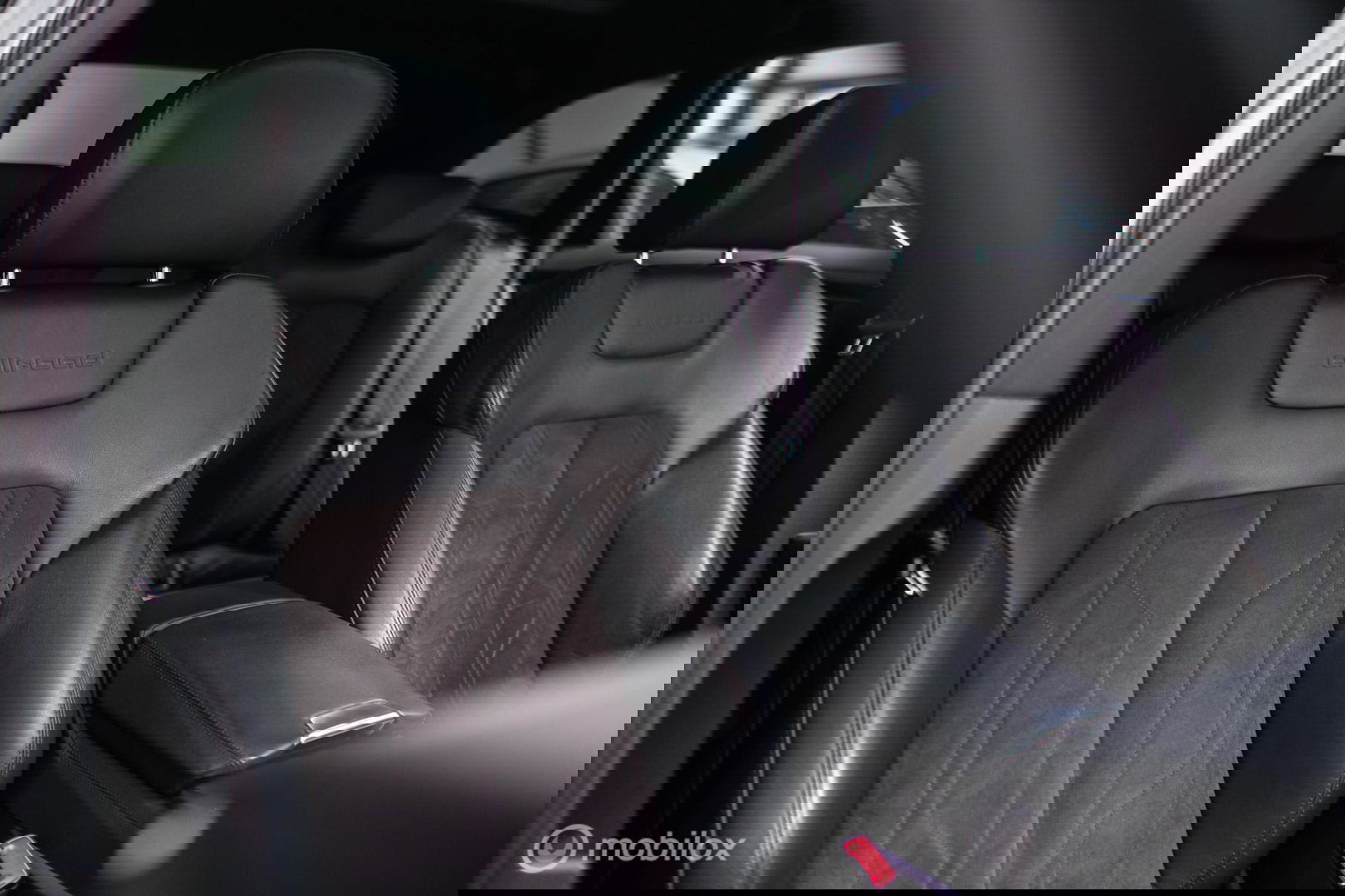 Audi A6 Allroad quattro 50 TDI 285 pk | Luchtvering | Nightvision | B&O | Panorama | Trekhaak | Matrixled | Gaviaal groen | Audi AG auto | uniek