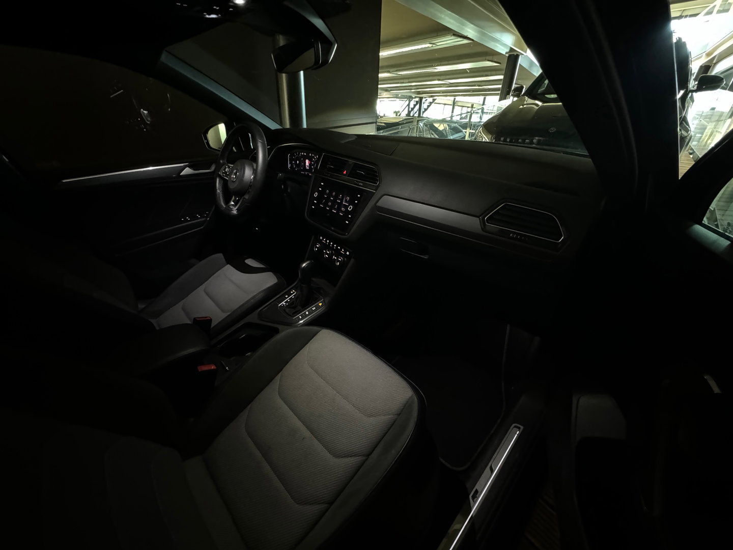 Volkswagen Tiguan Allspace 1.5 TSI Business R Line 7p. Pano